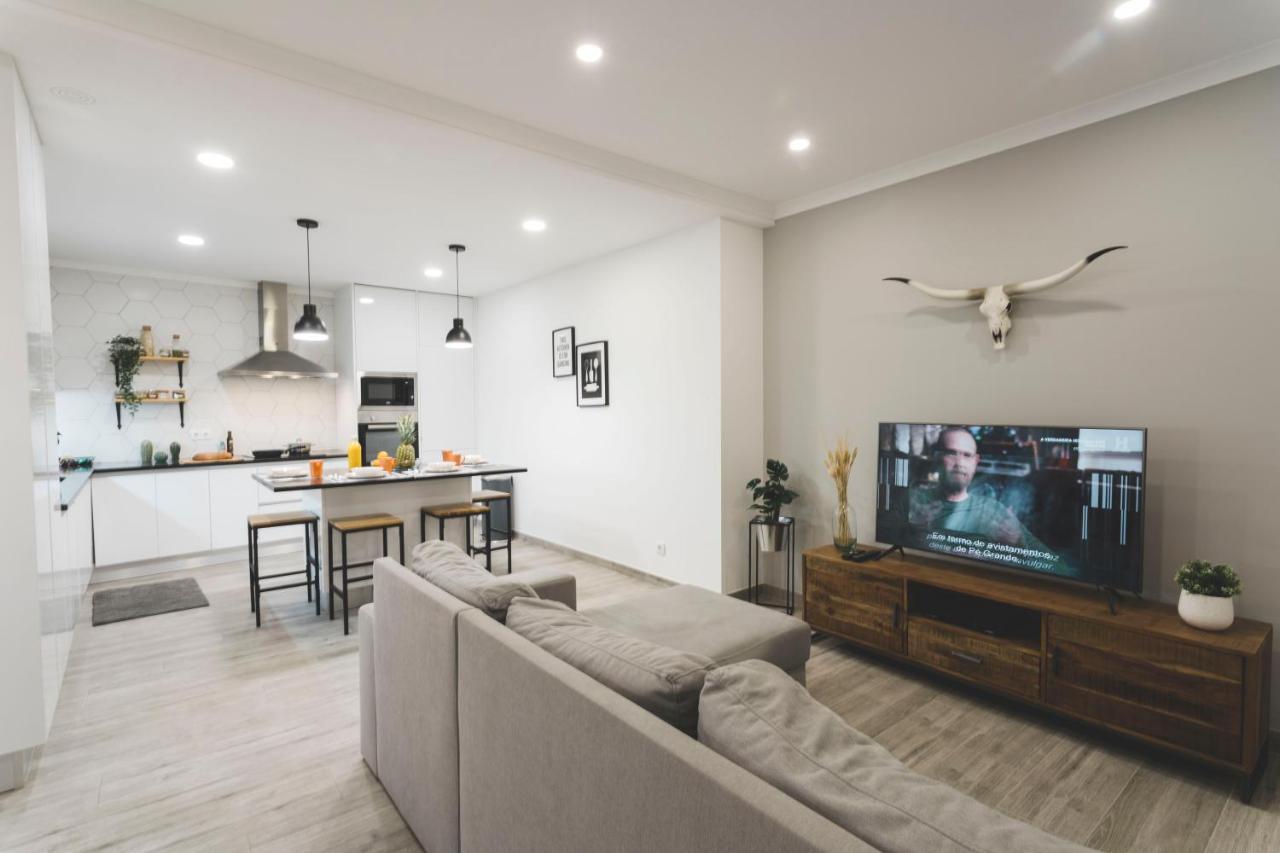 80 - Peace House Apartment Ferrel (Leiria)